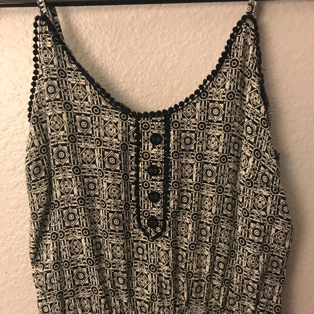 Geometric romper - Picture 3 of 5